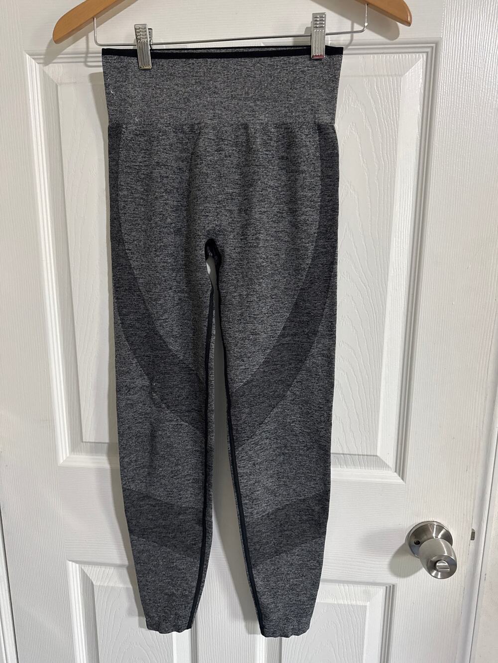 PINK Victoria's Secret Heather Gray Leggings size S